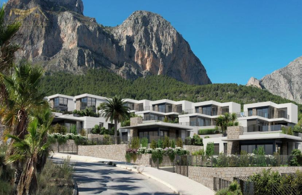 Doskonała willa z widokiem na góry w Polop