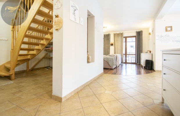 Dom wolnostojący, działka 0,5 Ha