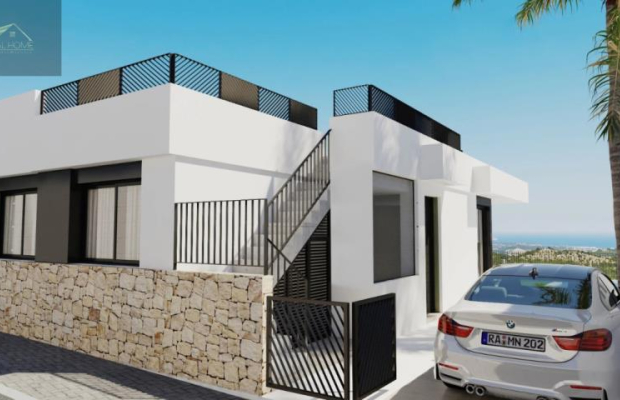 NOWOCZESNA WILLA POŁOŻONA U PODNÓŻA GÓR