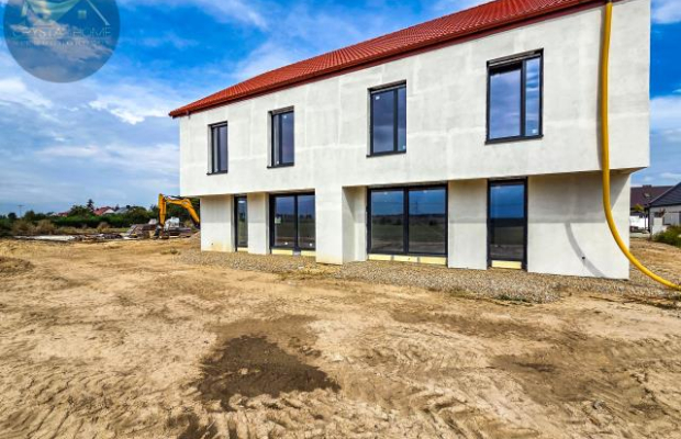 Nowa inwestycja – domy z widokiem na góry / Kalno