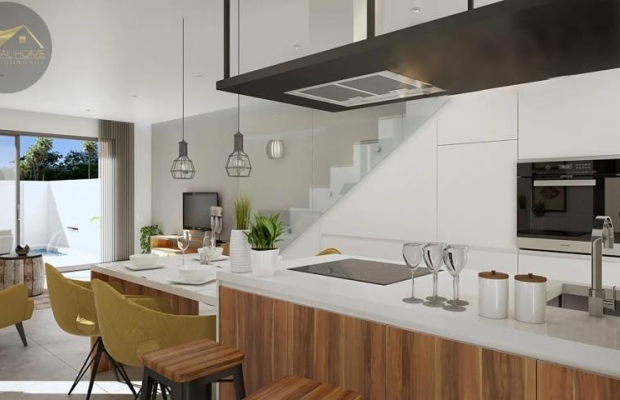 Dom bliźniaczy z basenem w Daya Nueva