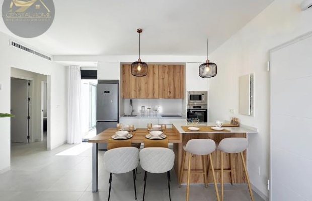 Nowa willa z basenem w Roldán