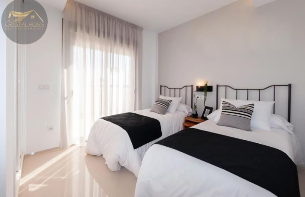 Doskonała willa w Los Alcázare