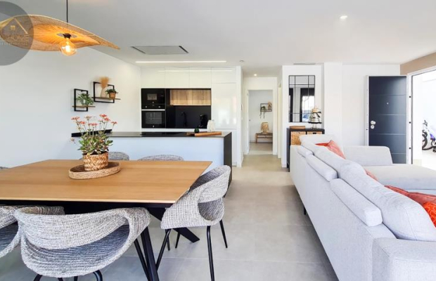 Doskonała willa z basenem w San Pedro del Pinatar