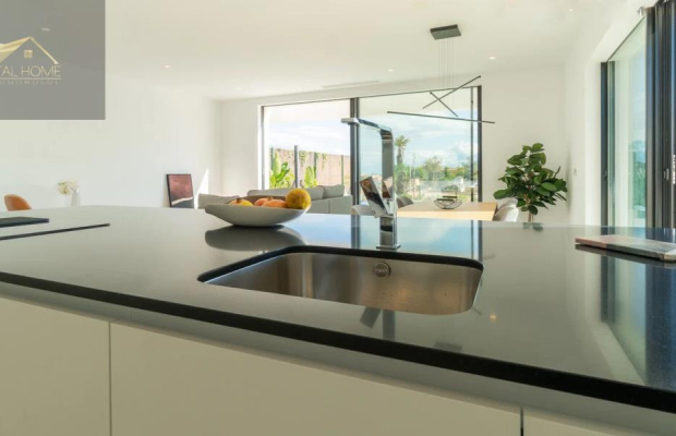 NOWOCZESNA WILA W LOS MONTESINOS