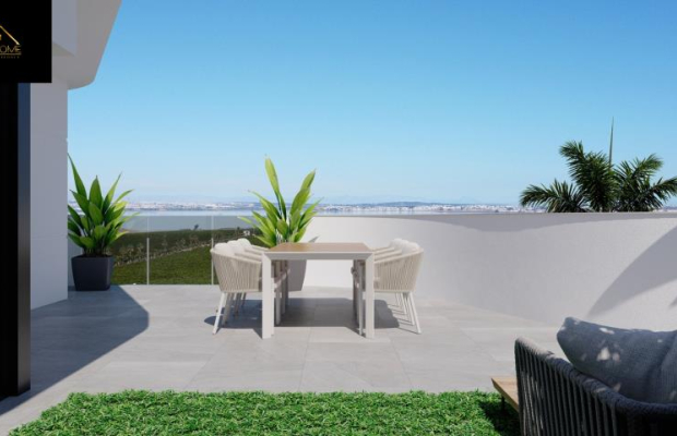 NOWOCZESNY DOM W LOS BALCONES, TORREVIEJA