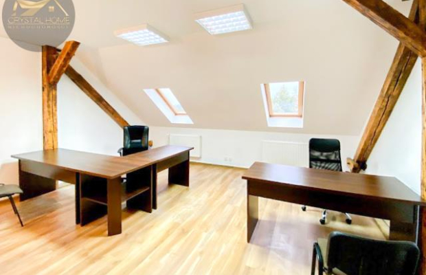 Lokal 173m2 / 4 biura