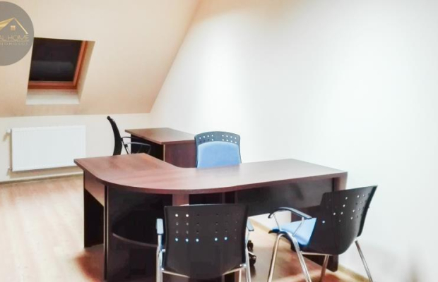 Lokal 173m2 / 4 biura