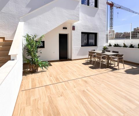 MIESZKANIA W NOWOCZESNYM KOMPLEKSIE W TORREVIEJA