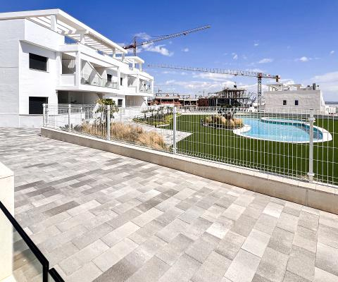 MIESZKANIA W NOWOCZESNYM KOMPLEKSIE W TORREVIEJA