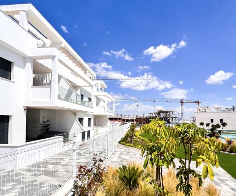 MIESZKANIA W NOWOCZESNYM KOMPLEKSIE W TORREVIEJA