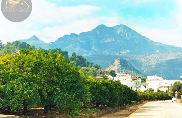 Penthouse z widokiem na góry i morze w Gandii