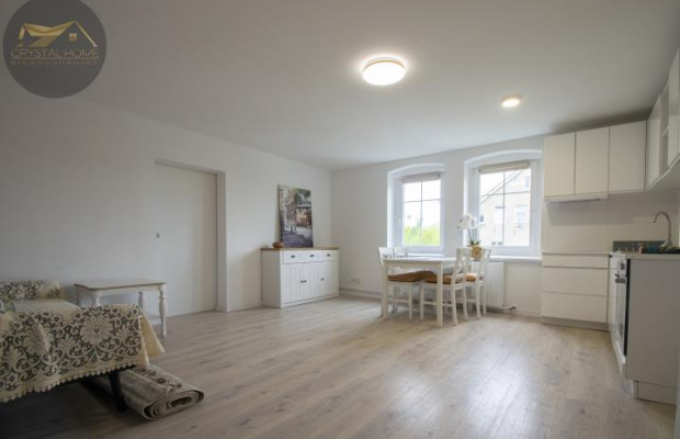 Mieszkanie w kamienicy, 56m2, 2 pokoje