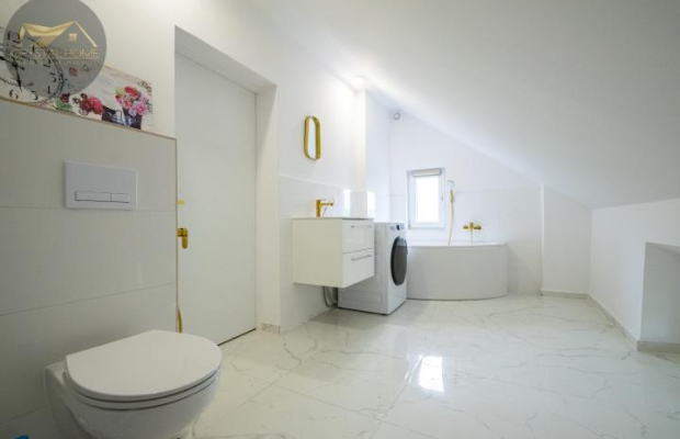 Mieszkanie w kamienicy, 56m2, 2 pokoje