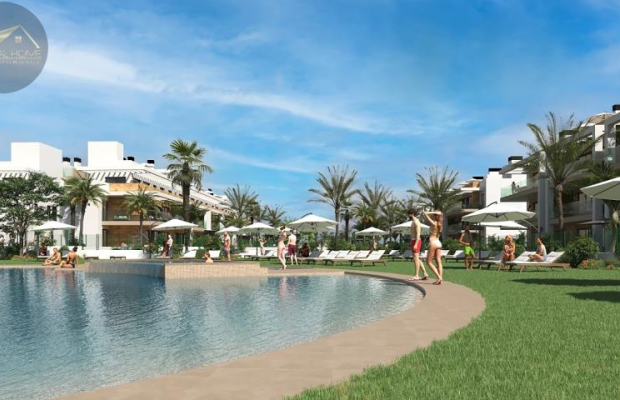 Atrakcyjne mieszkanie blisko plaży w Los Alcazares