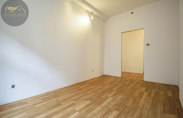 98M2/ 3 POKOJE/ I PIĘTRO/ CENTRUM