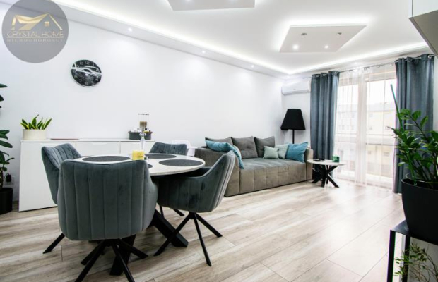 3 POKOJE Z BALKONEM I KLIMATYZACJĄ - NOWY ZAWISZÓW