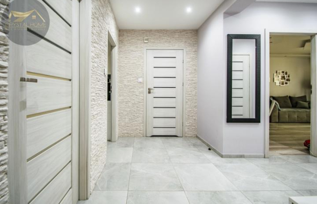 3 POKOJE Z BALKONEM I KLIMATYZACJĄ - NOWY ZAWISZÓW