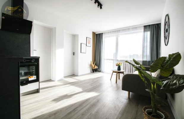 3 POKOJE/ BALKON/ PO KAPITALNYM REMONCIE