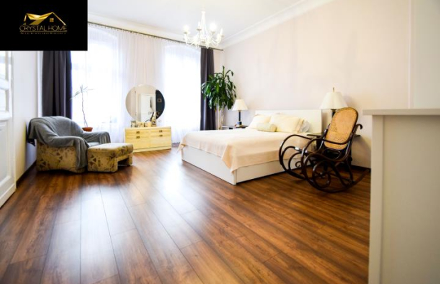 136m2, 4 pokoje, I piętro, 2 balkony