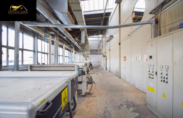 OBIEKT PRZEMYSŁOWO-PRODUKCYJNY Z PARKINGAMI