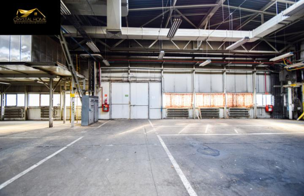 OBIEKT PRZEMYSŁOWO-PRODUKCYJNY Z PARKINGAMI