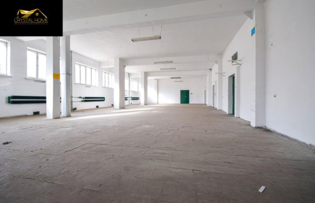 OBIEKT PRZEMYSŁOWO-PRODUKCYJNY Z PARKINGAMI