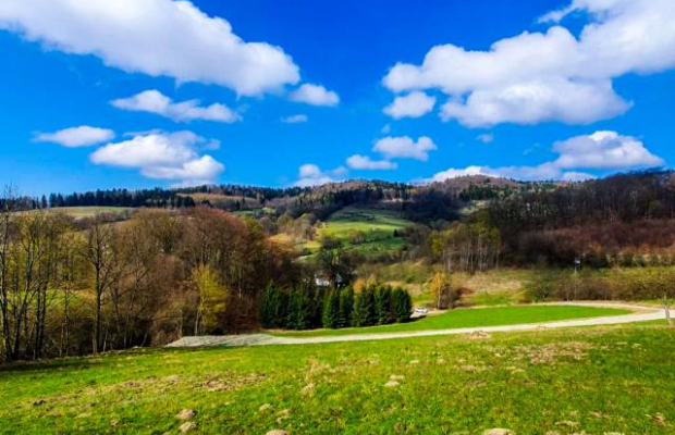 DZIAŁKI Z PIEKNYM WIDOKIEM NA GÓRY