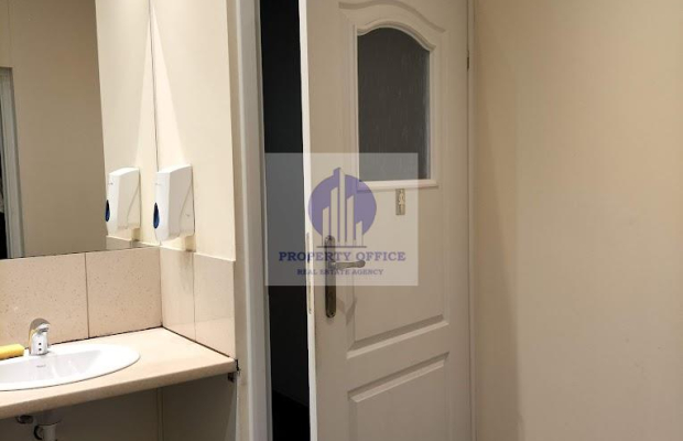 Włochy: lokal biurowy na wynajem