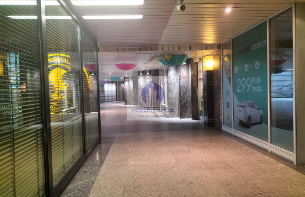 Śródmieście: lokal handlowo-usługowy na wynajem