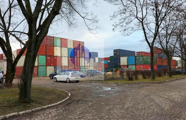 Praga Północ: plac na wynajem