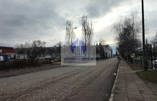 Praga Północ: plac na wynajem