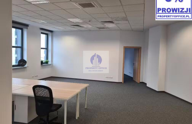 Włochy: lokal biurowy na wynajem