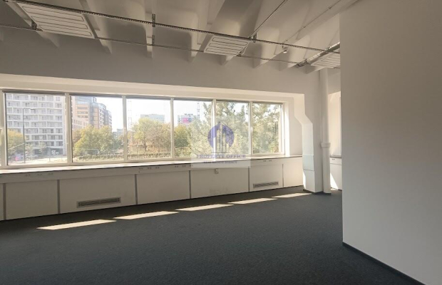 Mokotów : lokal biurowy na wynajem