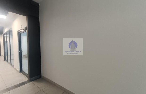 Włochy: lokal biurowy na wynajem