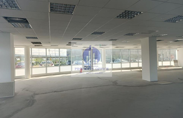 Ochota: lokal biurowo-usługowy na wynajem