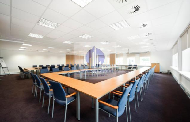 Włochy : lokal biurowy na wynajem