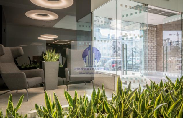 Włochy : lokal biurowy na wynajem