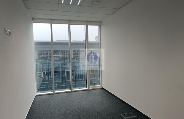 Włochy: lokal biurowy na wynajem