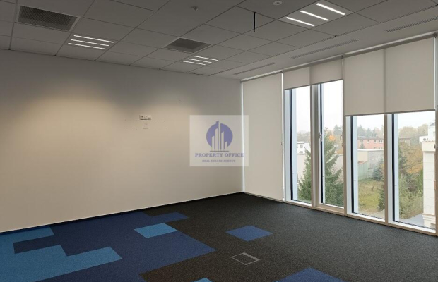 Włochy: lokal biurowy na wynajem