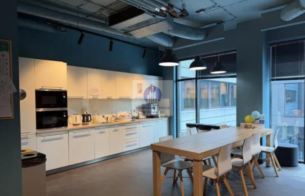 Włochy: lokal biurowy do podnajmu