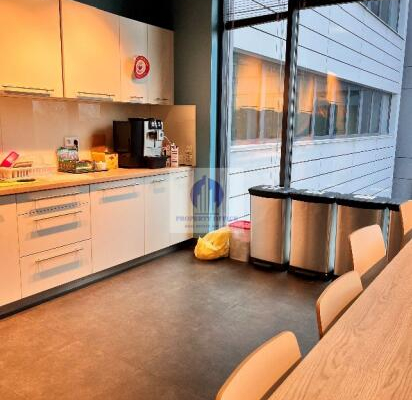 Włochy: lokal biurowy do podnajmu