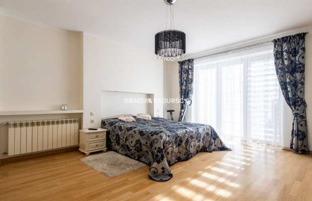 Dwa duże mieszknia + lokal usługowy, wysokie ROI