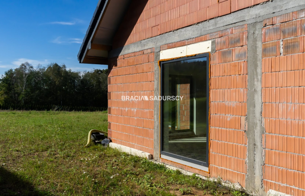 Parterowy dom w malowniczej Krzywaczce!