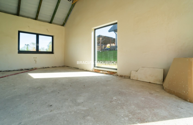 Parterowy dom w malowniczej Krzywaczce!