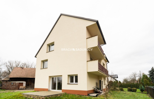 Skawina po remoncie, 4 kondygnacje/osobna klatka