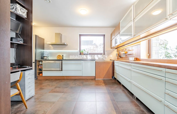 Nowoczesny bliźniak na sprzedaż – Parkowe Wzgórze