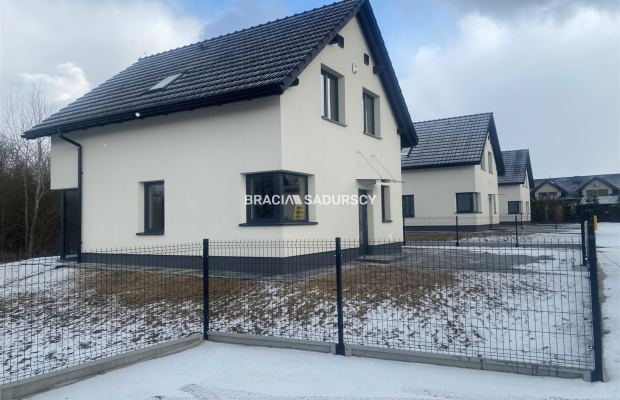 Kameralne osiedle domów w Liszkach!