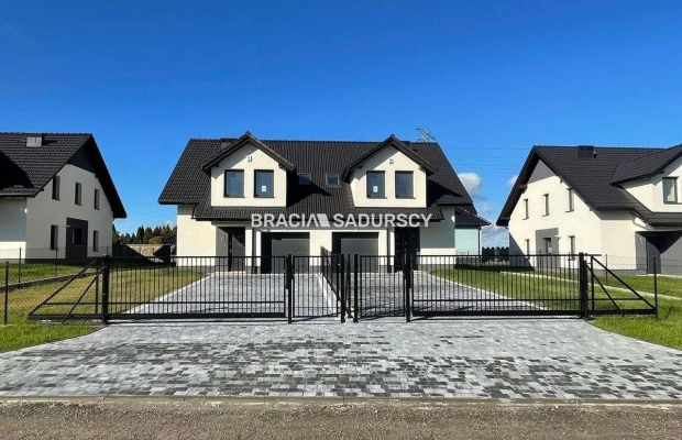 Nowoczesne domy w zabudowie bliźniaczej z garażem!