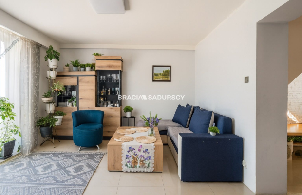 Dom wolnostojący na 15 arowej działce Opatkowice